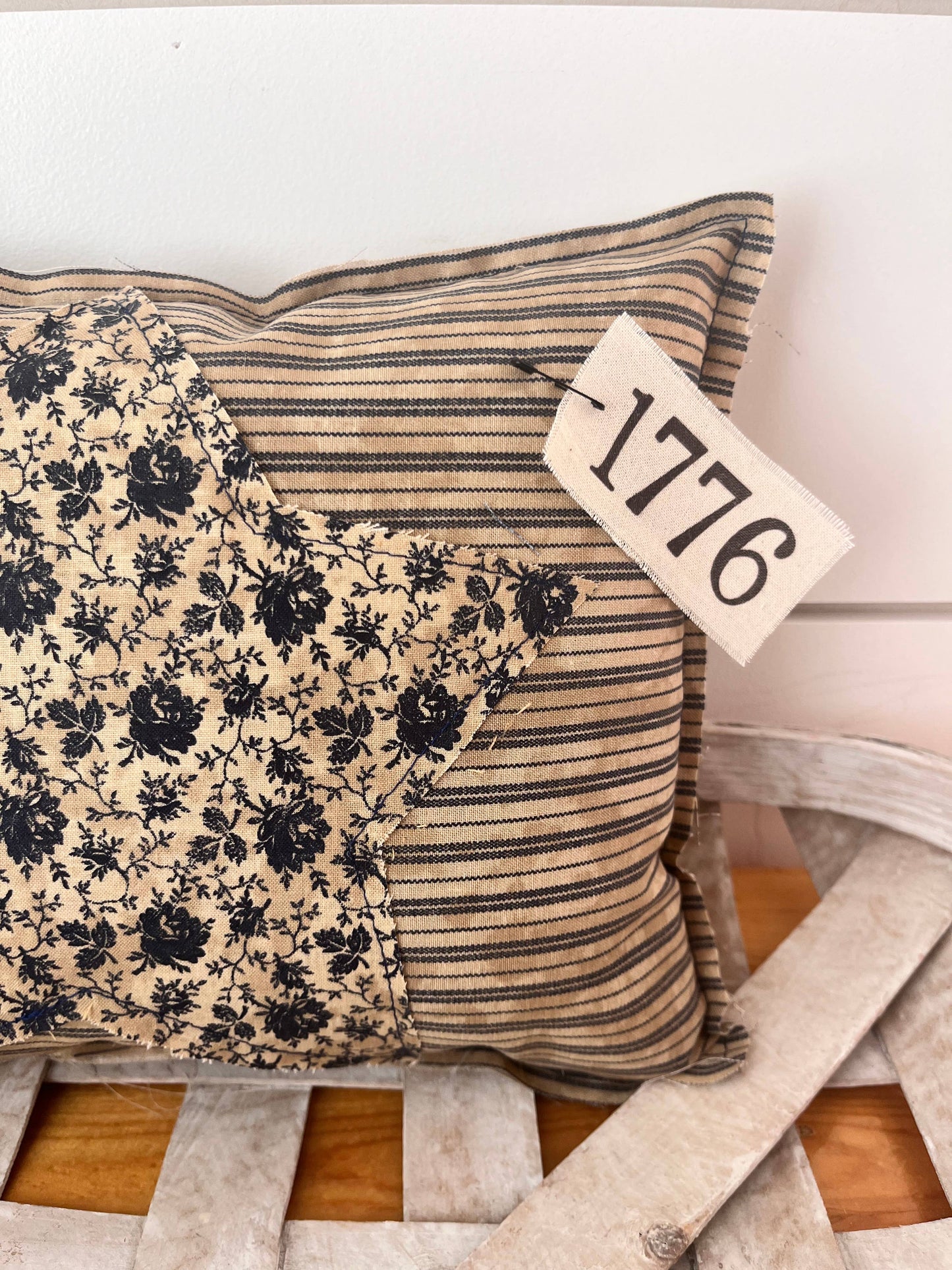 4th of July Star Primitive Farmhouse Pillow | Vintage Blue