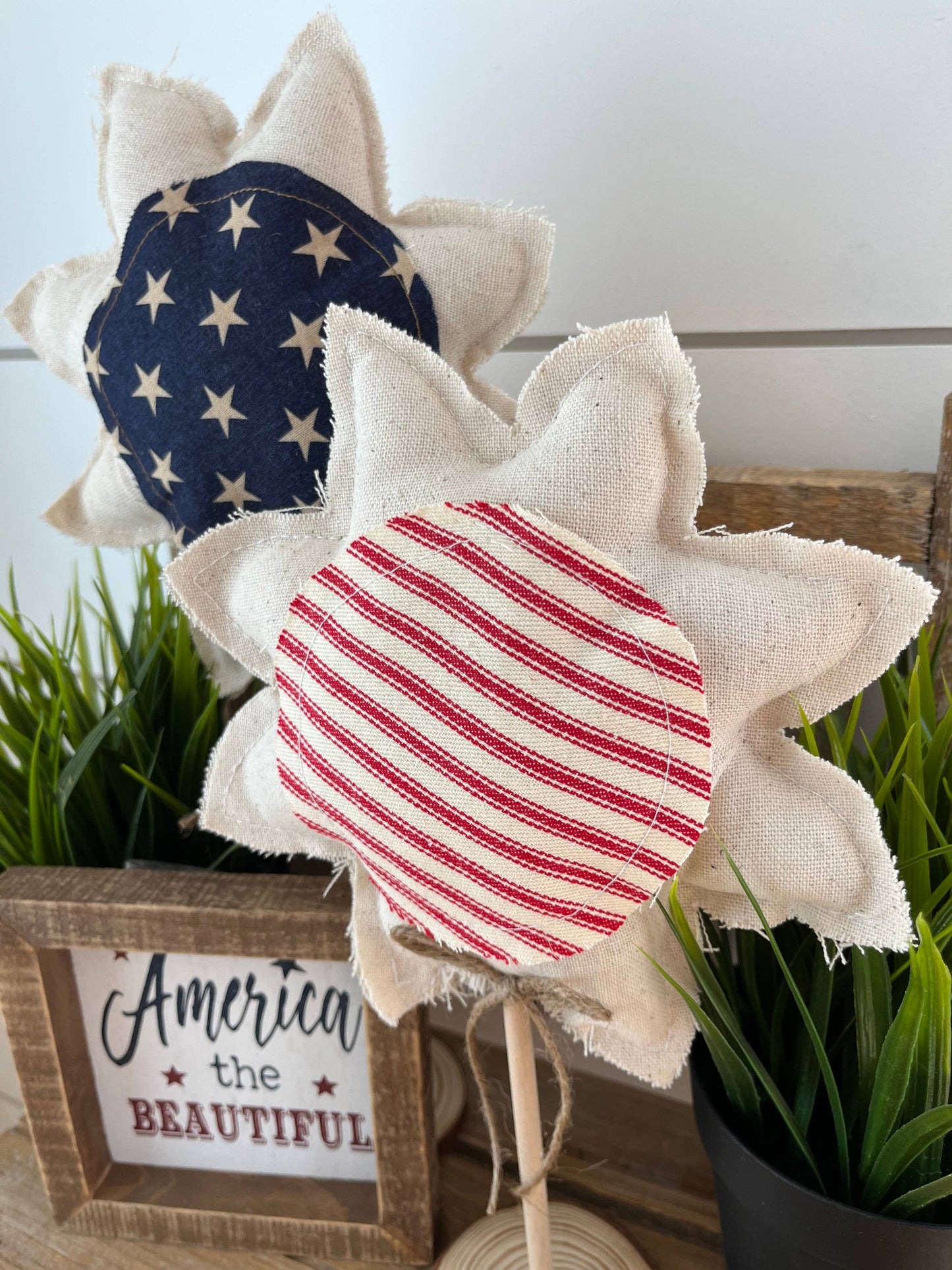2pc. Rustic 4th of July Sunflower Set