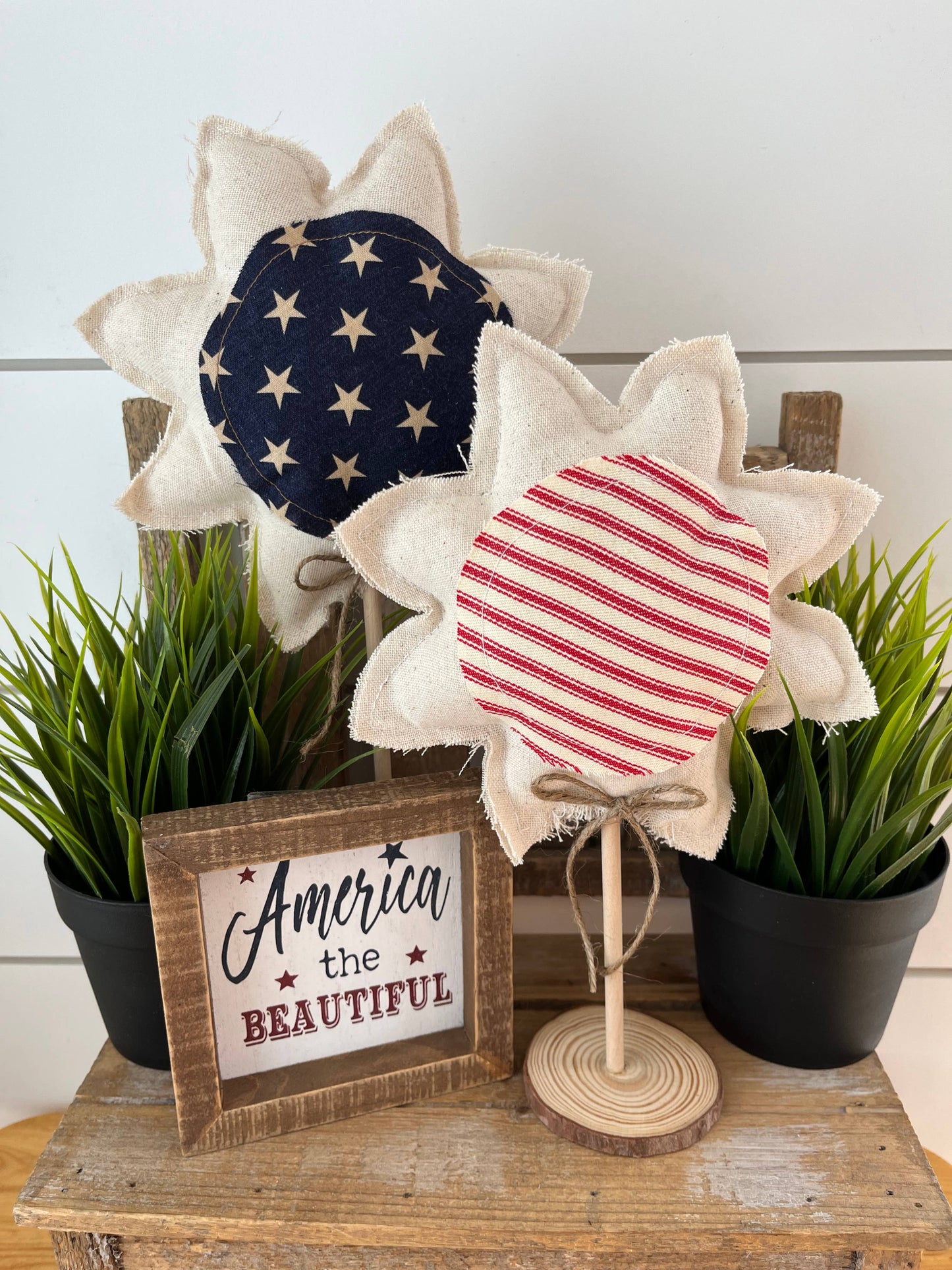 2pc. Rustic 4th of July Sunflower Set